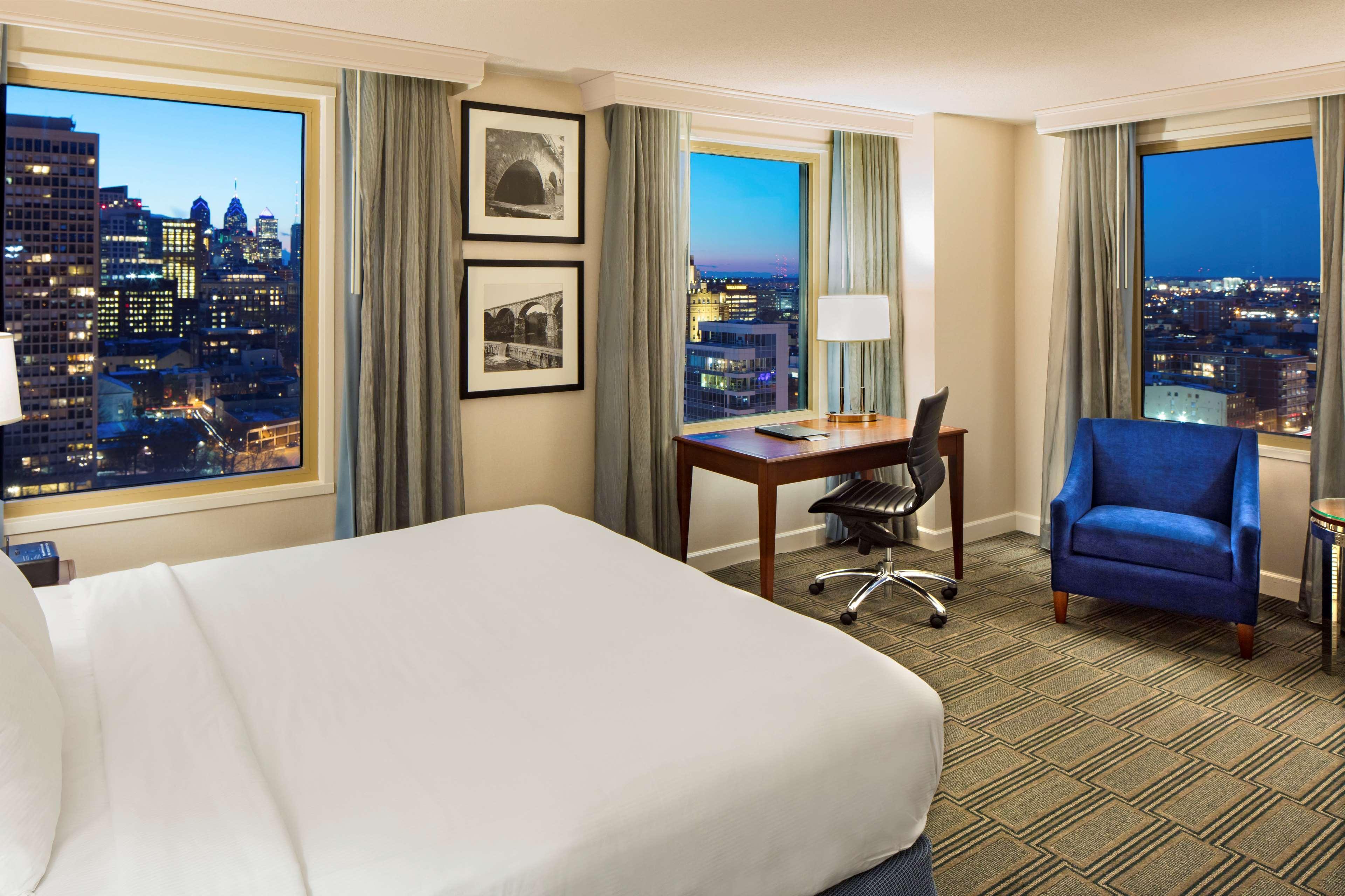 Hotel Hilton Philadelphia At Penn'S Landing Zimmer foto