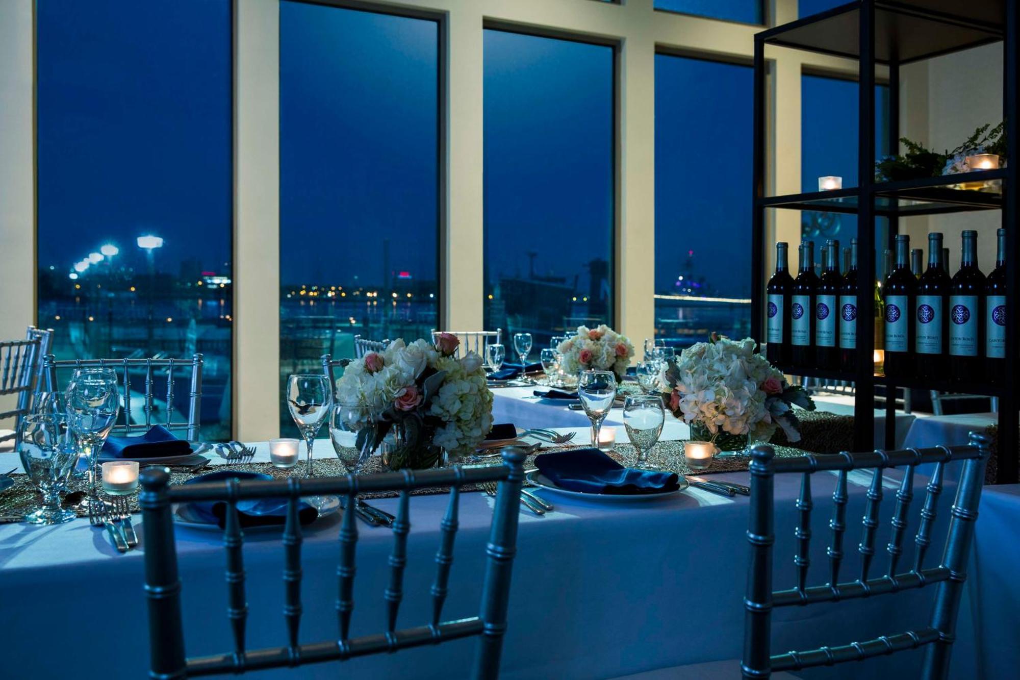 Hotel Hilton Philadelphia At Penn'S Landing Exterior foto