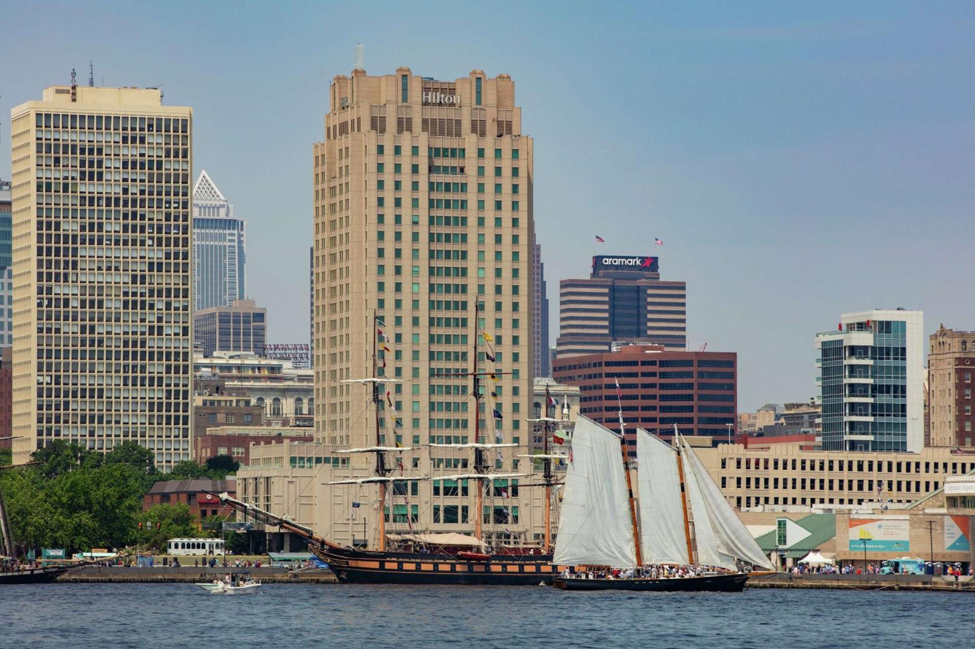 Hotel Hilton Philadelphia At Penn'S Landing Exterior foto