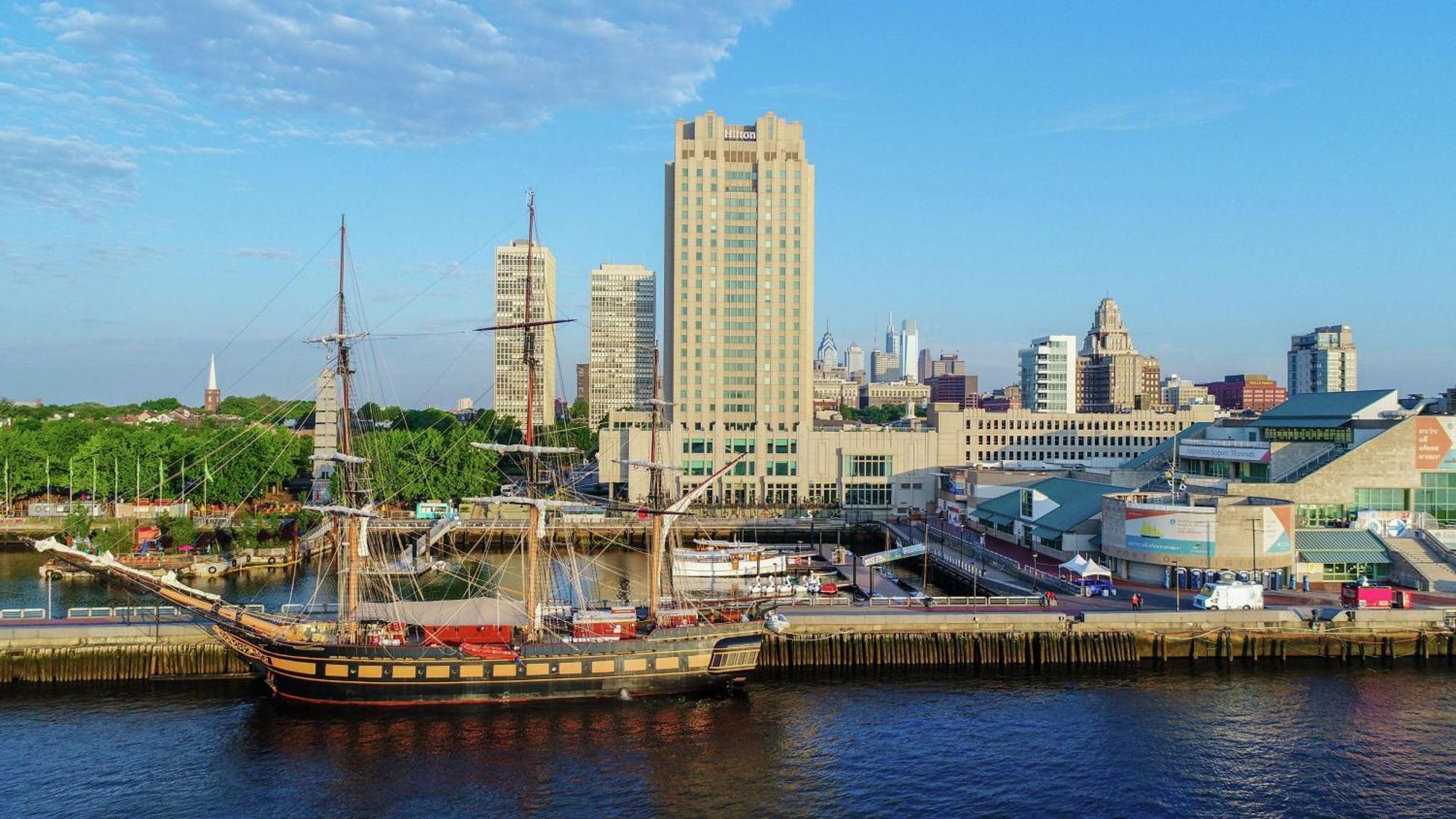 Hotel Hilton Philadelphia At Penn'S Landing Exterior foto