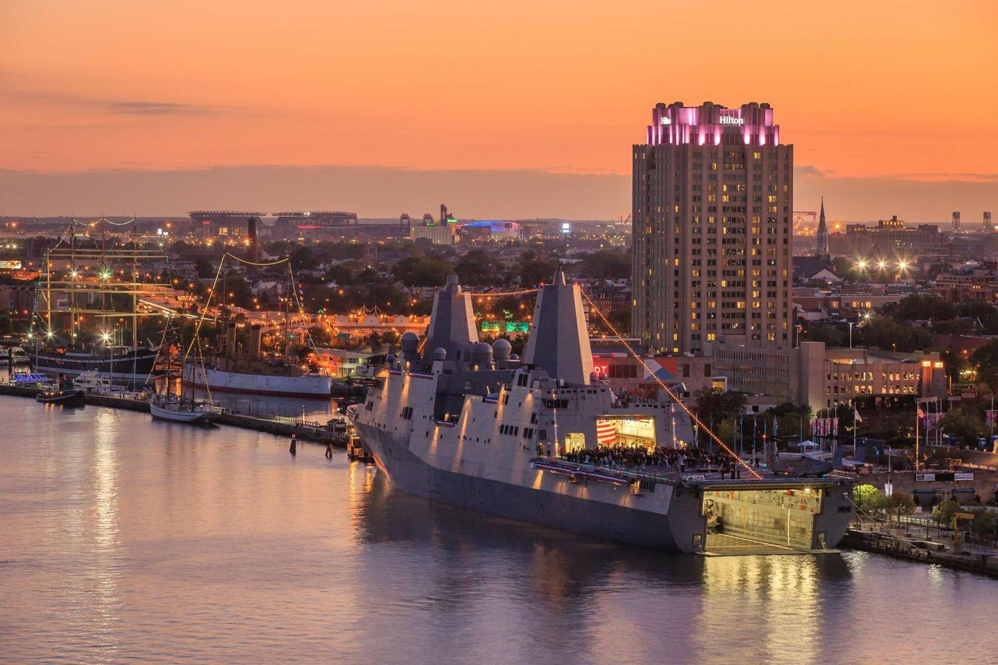 Hotel Hilton Philadelphia At Penn'S Landing Exterior foto