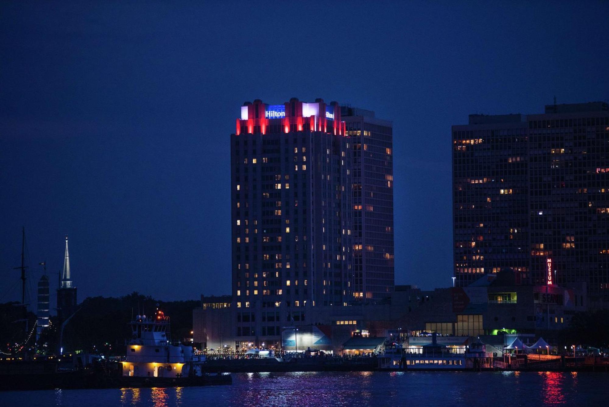 Hotel Hilton Philadelphia At Penn'S Landing Exterior foto